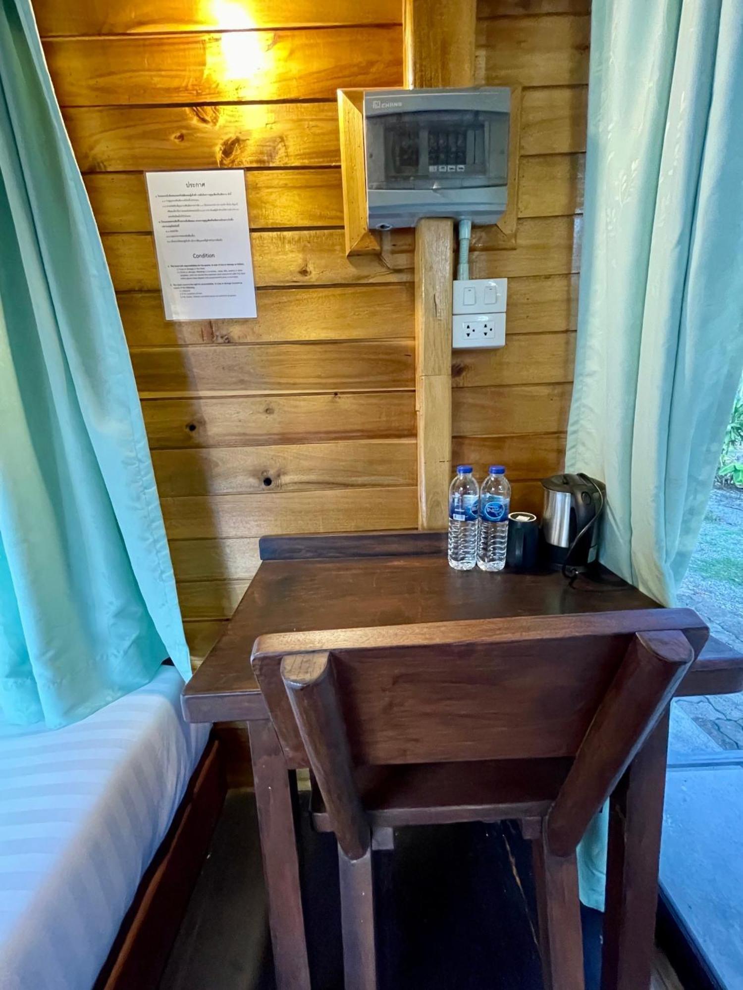 The Camper Lodge Khao Sok Ban Bang Bon Exterior foto